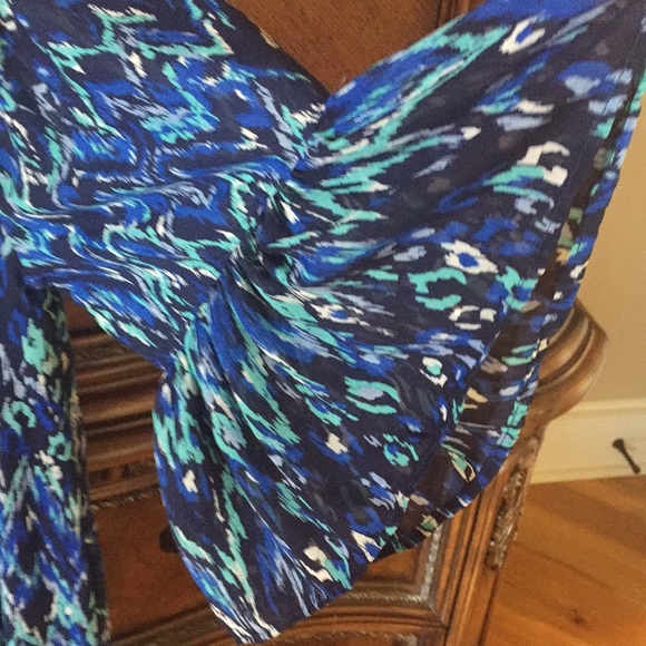 Dress - Picture 3 of 7